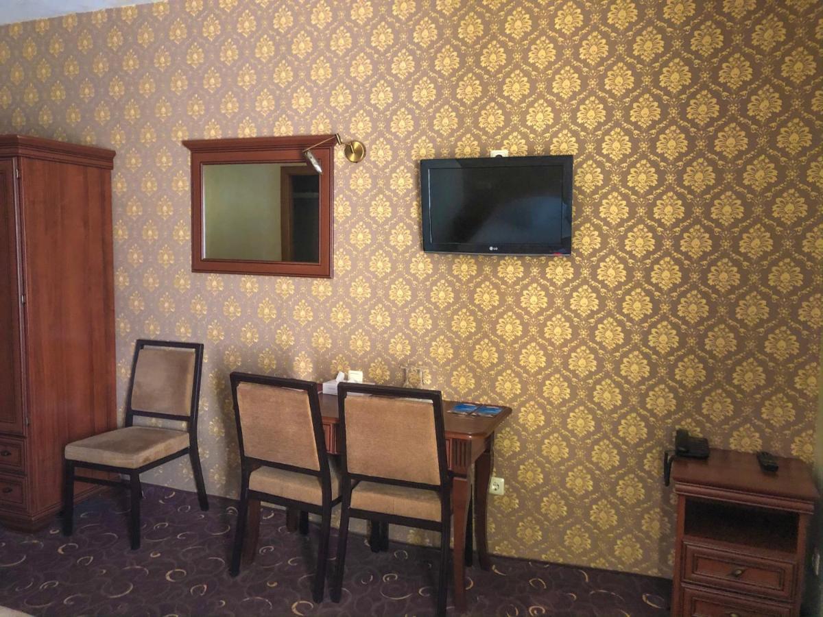 Pas Radvila Kaišiadorys Zewnętrze zdjęcie